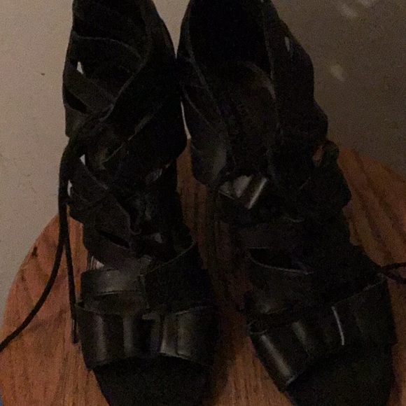 Shoes - Picture 1 of 2